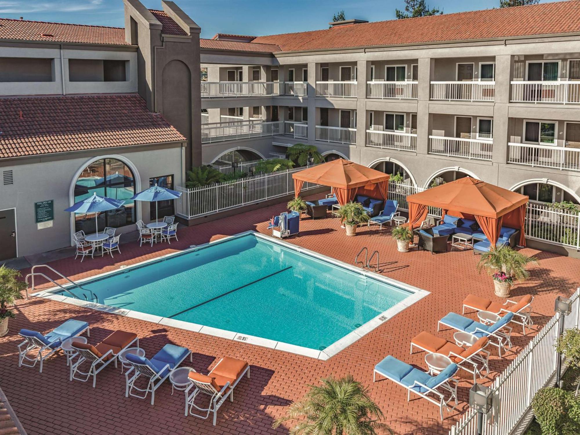 La Quinta By Wyndham San Francisco Airport West Hotel Millbrae Exterior photo